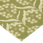 Modern Floral Pattern: White Umbel Flowers テーブルクロス (アングル)