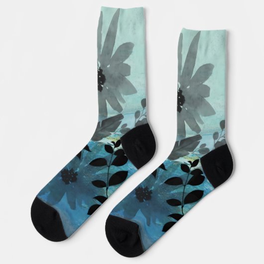 Modern Flowers On Dreamy Blue Background  ソックス (左)