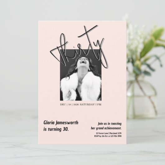 Modern Funny Light Pink Photo 30th Birthday  招待状 (スタンド正面)