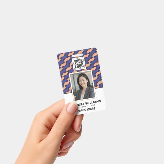 Modern Geometric Interlocking Pattern  バッジ (手持ち)