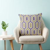 Modern Geometric Lavender & Gold Throw Pillow クッション (椅子)