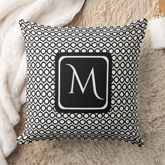 Modern Geometric Monogram Black White クッション (ブランケット)