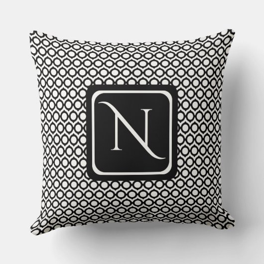 Modern Geometric Monogram Black White クッション (裏面)