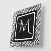 Modern Geometric Monogram Black White スクエア壁時計 (傾斜)