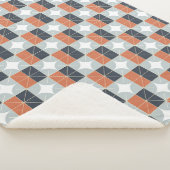Modern Geometric Pattern in Terracotta, Navy シェルパブランケット (3/4)