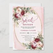 Modern Gold Burgundy Floral Sweet Sixteen Card 招待状 (正面)