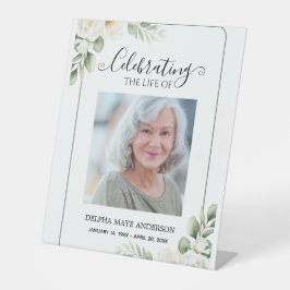 Modern Green and White Floral Pedestal Sign 台座サイン