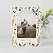 Modern Green Holly & Pine Leaves Arch Photo シーズンカード (スタンド正面)