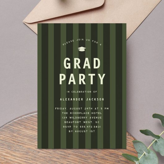 Modern Green Sporty Stripes Graduation Party 招待状
