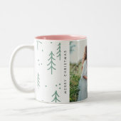 Modern Green Tree Family Photo Holiday ツートーンマグカップ (左)