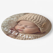  Modern Grey and White Photo Birth Announcement ペーパープレート (アングル)