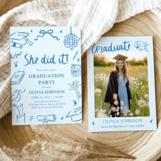 Modern Hand Drawn She did it Blue Graduation Party 招待状