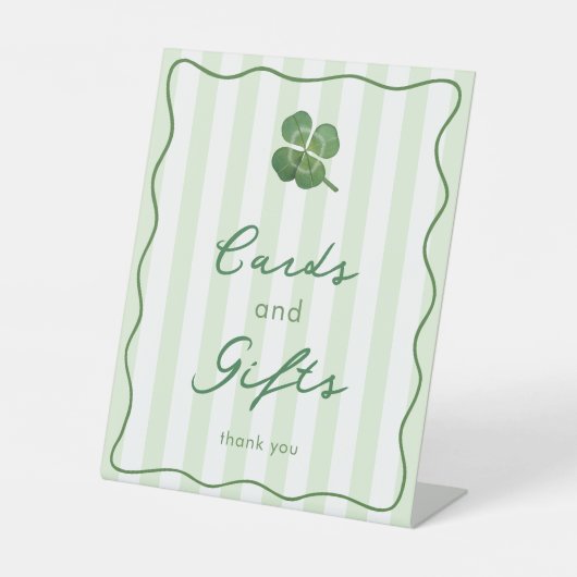Modern Hand-Drawn St Patrick's Cards And Gifts 台座サイン (正面)
