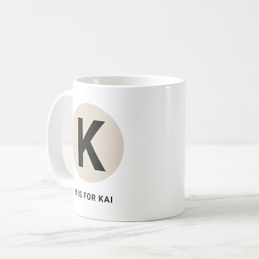 Modern Initial Mug – “K is for [Name]” Design コーヒーマグカップ (正面左)