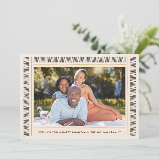 Modern Kwanzaa Border Pattern 1-Photo シーズンカード (スタンド正面)