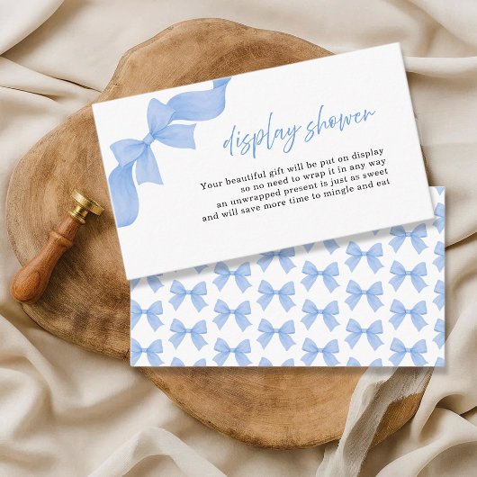 Modern Light Blue Coquette Bow Display Shower エンクロージャーカード