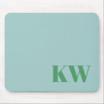 Modern Light Blue Monogram Initials Personalized マウスパッド<br><div class="desc">This personalized mouse pad features a clean, minimalist design with a soft light blue background and bold green initial lettering. The simple layout feels modern and polished, making it an easy upgrade for home offices, work desks, or study spaces. Personalize with an initial to create a thoughtful, practical gift that...</div>