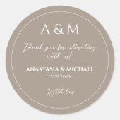 Modern light brown minimalist wedding ラウンドシール (正面)