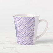 Modern Lilac Purple Diagonal Stripes Monogram カフェラテマグ (右)
