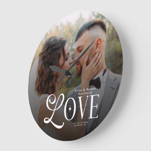 Modern Love Custom Wedding Photo Couples Monogram ラージ壁時計 (傾斜)