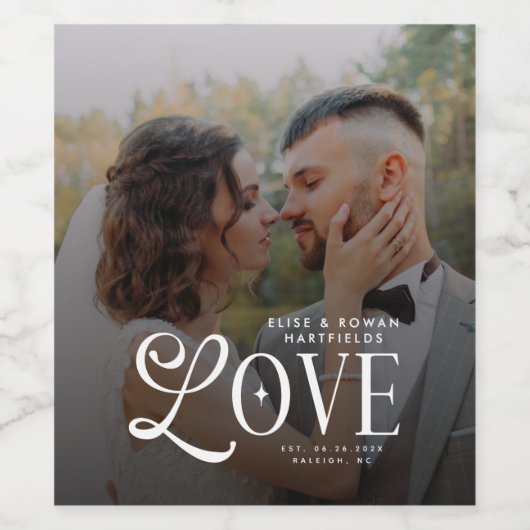 Modern Love Custom Wedding Photo Couples Monogram ワインラベル (シングルラベル)
