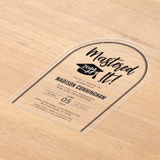 Modern Mastered It Master's Degree Graduation  アクリル招待状 (レイダウン)