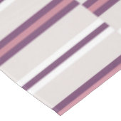 Modern Mauve and Plum Stripe テーブルクロス (アングル)