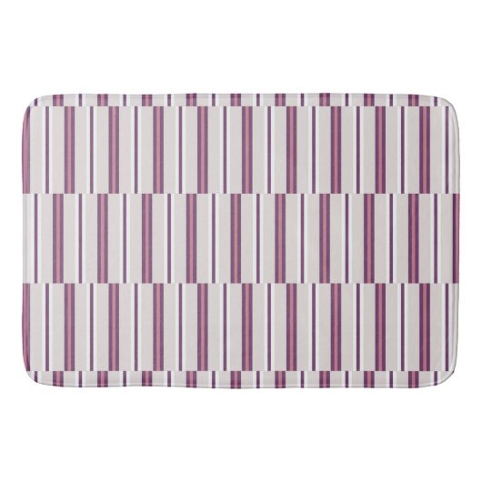 Modern Mauve and Plum Stripe バスマット (正面)