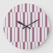 Modern Mauve and Plum Stripe ラージ壁時計 (正面)
