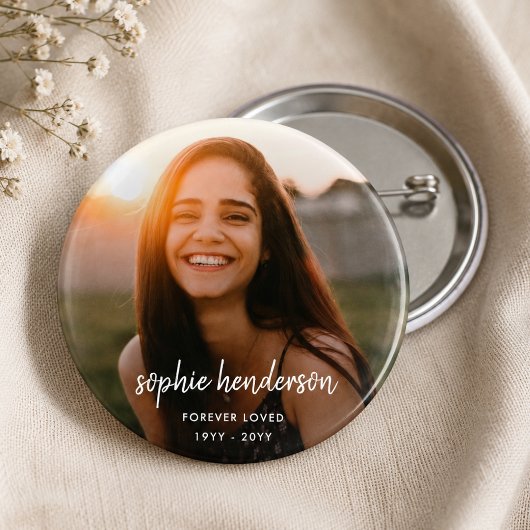 Modern Memorial | Forever Loved Funeral Tribute 缶バッジ