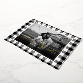 Modern Merry and Married Newlywed Plaid Christmas 箔シーズンカード (回転した状態)