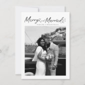 Modern Merry and Married Newlywed Script Christmas シーズンカード (正面)
