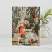 Modern Merry Vibes Only Family Photo Forest Green シーズンカード (スタンド正面)