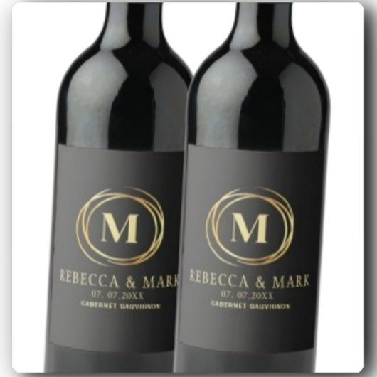 Modern metallic gold circle shape faux monogram ワインラベル