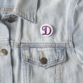 Modern Metallic Rosemaling Letter D, Pink/Purple 缶バッジ (インサイチュ)