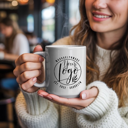 Modern Minimal black Your Logo Social Business コーヒーマグカップ