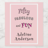 Modern Minimal Fifty Fabulous Pink 50th Birthday ワインラベル (シングルラベル)