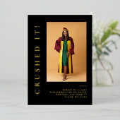 Modern Minimal Sleek Classic Grad Announcement 箔シーズンカード (立ち正面)