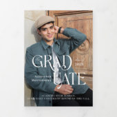 Modern Minimal Trendy Grad Photo Collage Graduate 三つ折り招待状 (カバー)