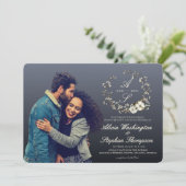 Modern Minimal Winter Floral Wedding 招待状 (スタンド正面)