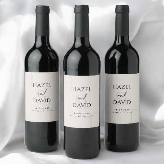 Modern Minimalist Black and Ivory Monogram Wedding ワインラベル