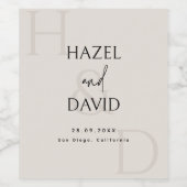 Modern Minimalist Black and Ivory Monogram Wedding ワインラベル (シングルラベル)