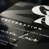 Modern Minimalist Black Graduation Photo Collage 招待状