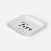 Modern Minimalist Black Script 5th Birthday ペーパープレート (傾斜あり)