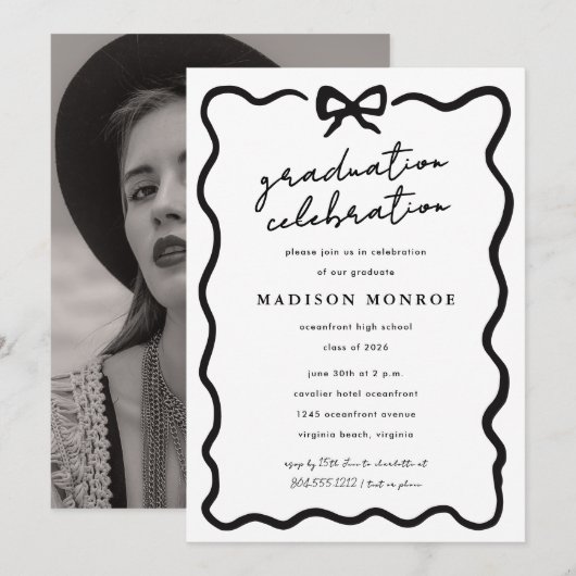 Modern Minimalist Black White Bow Photo Graduation 招待状 (正面/裏面)