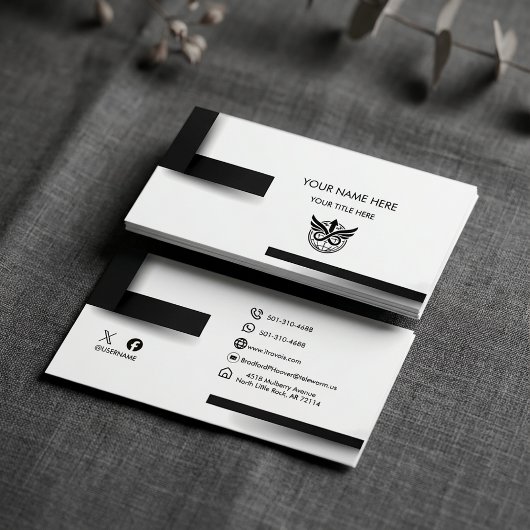 Modern Minimalist Black & White Logo Business Card 名刺