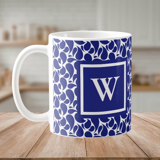 Modern Minimalist Blue and White Paisley Monogram コーヒーマグカップ