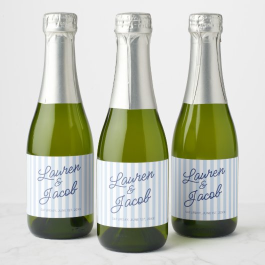 Modern Minimalist Blue Stripes Wedding Mini スパークリングワインラベル (ボトル)