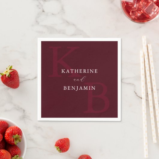 Modern Minimalist Burgundy Monogram Wedding スタンダードカクテルナプキン (インサイチュ)