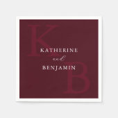 Modern Minimalist Burgundy Monogram Wedding スタンダードカクテルナプキン (正面)